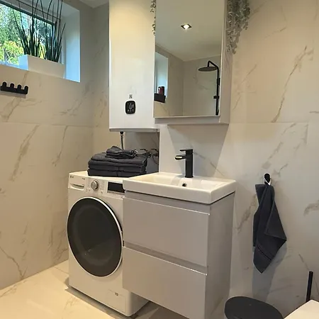 Apartamento Vaikne, Hubane Ja Privaatne Korter Linna Südames!