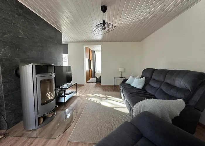 Vaikne, Hubane Ja Privaatne Korter Linna Suedames! Apartman