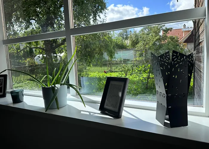 Apartman Vaikne, Hubane Ja Privaatne Korter Linna Suedames! Kuressaare