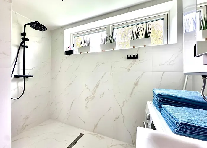 Apartman Vaikne, Hubane Ja Privaatne Korter Linna Suedames! *