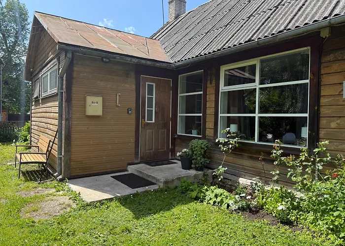 Apartman Vaikne, Hubane Ja Privaatne Korter Linna Suedames! *