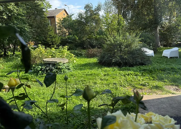 Lägenhet Vaikne, Hubane Ja Privaatne Korter Linna Suedames! Kuressaare